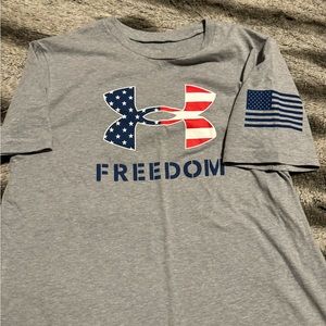 Under Armour boys tee